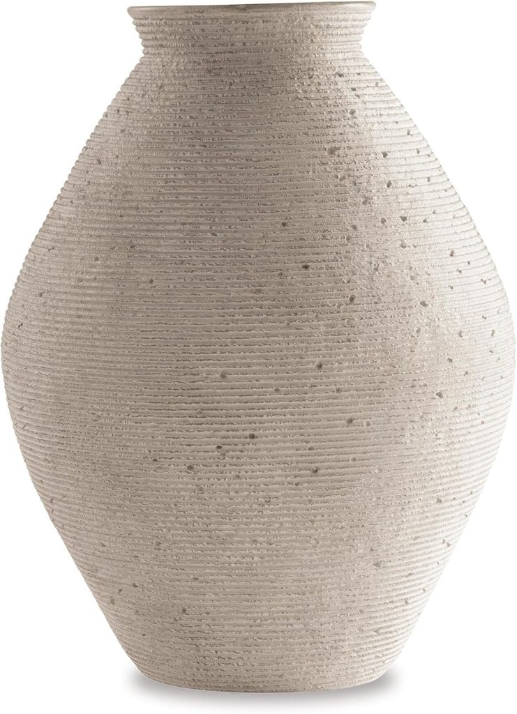 Ceramic vase